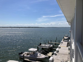 Marina 23 on the Bay